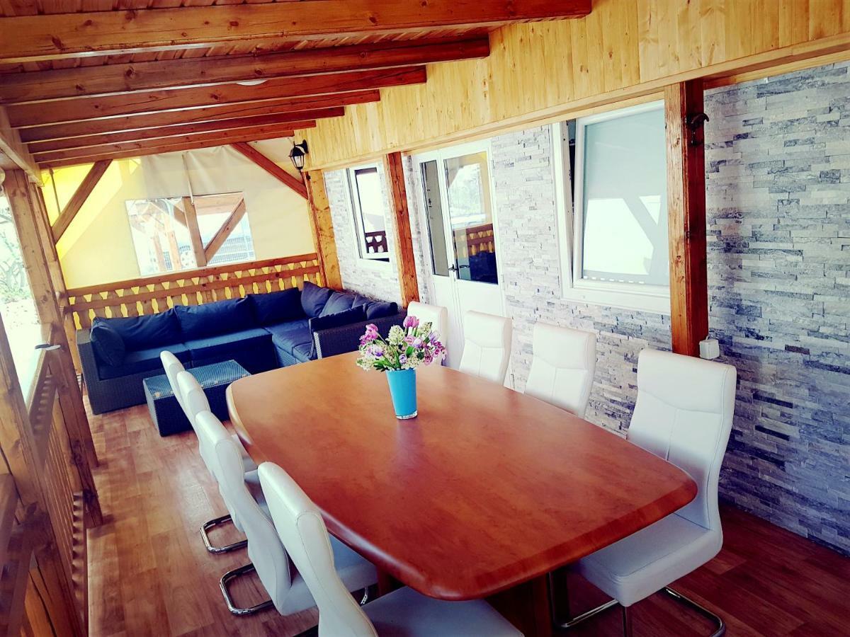Mobile Home Lucan Drage Bagian luar foto